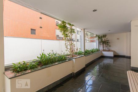 Apartamento para alugar com 85m², 2 quartos e 1 vagaÁrea comum
