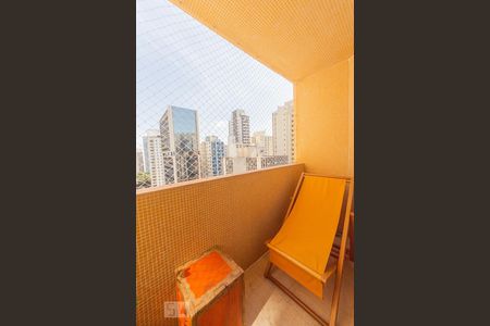 Apartamento para alugar com 85m², 2 quartos e 1 vagaSacada Quarto 2