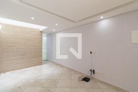 Sala de casa para alugar com 2 quartos, 125m² em Vila Pierina, São Paulo