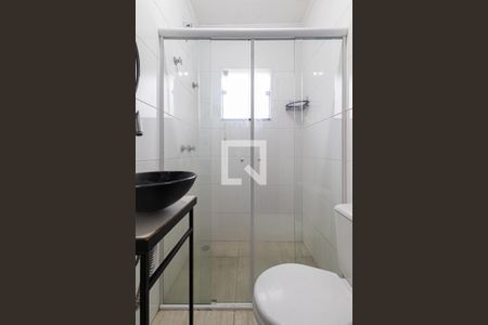 Banheiro Suíte  de casa para alugar com 2 quartos, 125m² em Vila Pierina, São Paulo