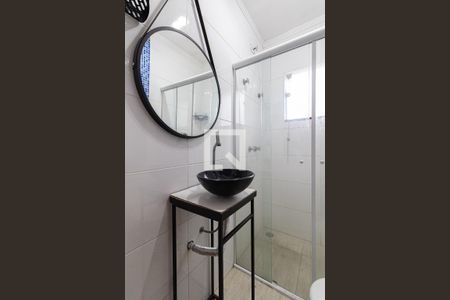 Banheiro Suíte  de casa para alugar com 2 quartos, 125m² em Vila Pierina, São Paulo