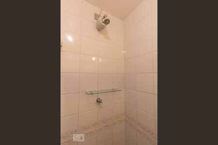 Banheiro de apartamento à venda com 2 quartos, 49m² em Jardim Prudência, São Paulo