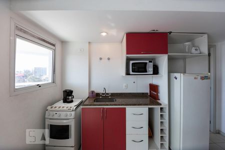 Cozinha de apartamento para alugar com 1 quarto, 52m² em Recreio dos Bandeirantes, Rio de Janeiro