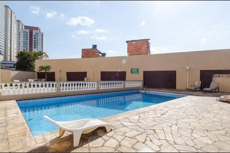 Apartamento à venda com 60m², 2 quartos e 1 vaga Apartamento à venda com 60m², 2 quartos e 1 vagaPiscina