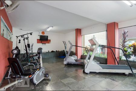 Apartamento à venda com 60m², 2 quartos e 1 vaga Apartamento à venda com 60m², 2 quartos e 1 vagaAcademia