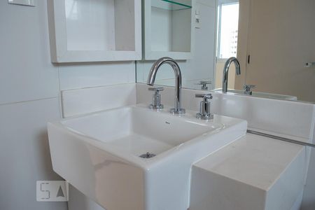 Apartamento para alugar com 83m², 2 quartos e 2 vagas Apartamento para alugar com 83m², 2 quartos e 2 vagasPIA BANHEIRO QUARTO 2