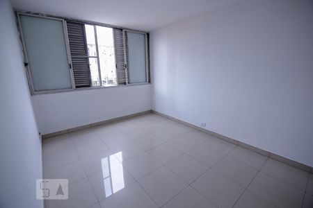 Quarto 2 de apartamento para alugar com 2 quartos, 55m² em Lapa de Baixo, São Paulo