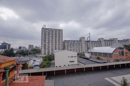 Vista Sala de apartamento para alugar com 2 quartos, 55m² em Lapa de Baixo, São Paulo