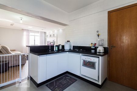 Apartamento à venda com 95m², 2 quartos e 1 vagaCozinha 