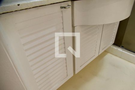 Apartamento à venda com 63m², 1 quarto e 1 vagaSuíte banheiro reversível 