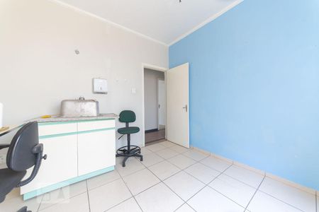 Casa à venda com 220m², 3 quartos e 4 vagas Casa à venda com 220m², 3 quartos e 4 vagasQuarto 3