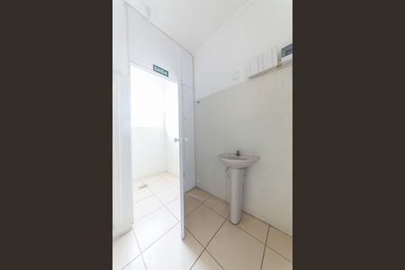 Casa à venda com 220m², 3 quartos e 4 vagas Casa à venda com 220m², 3 quartos e 4 vagasBanheiro