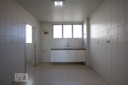 Apartamento à venda com 100m², 3 quartos e 2 vagasCozinha