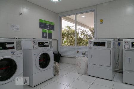 Studio para alugar com 38m², 1 quarto e 1 vaga Studio para alugar com 38m², 1 quarto e 1 vagaLavanderia