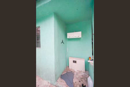 Detalhe quintal de casa à venda com 2 quartos, 40m² em Vila Araguaia, São Paulo