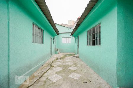 Quintal e área de serviço de casa à venda com 2 quartos, 40m² em Vila Araguaia, São Paulo