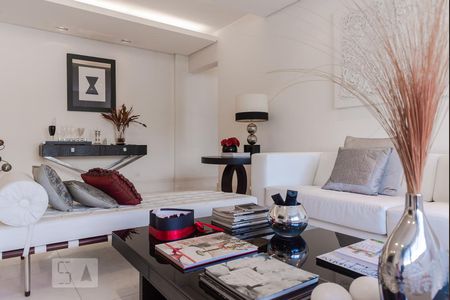 Sala de apartamento à venda com 3 quartos, 136m² em Consolação, São Paulo