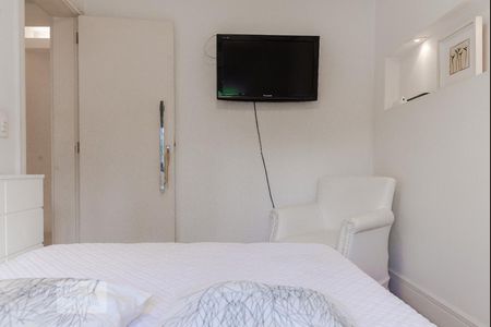 Quarto 1 de apartamento à venda com 3 quartos, 136m² em Consolação, São Paulo