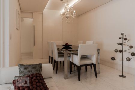Sala de apartamento à venda com 3 quartos, 136m² em Consolação, São Paulo