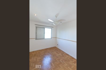 Apartamento para alugar com 173m², 4 quartos e 2 vagas Apartamento para alugar com 173m², 4 quartos e 2 vagasQuarto 2