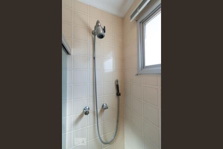 Apartamento para alugar com 173m², 4 quartos e 2 vagas Apartamento para alugar com 173m², 4 quartos e 2 vagasBanheiro Social