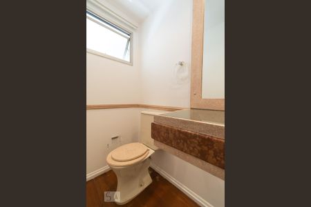 Apartamento para alugar com 173m², 4 quartos e 2 vagas Apartamento para alugar com 173m², 4 quartos e 2 vagasLavabo