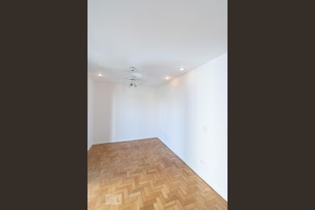 Apartamento para alugar com 173m², 4 quartos e 2 vagas Apartamento para alugar com 173m², 4 quartos e 2 vagasSuíte