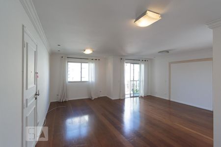 Apartamento para alugar com 173m², 4 quartos e 2 vagas Apartamento para alugar com 173m², 4 quartos e 2 vagasSala