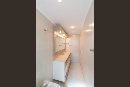 Apartamento para alugar com 173m², 4 quartos e 2 vagas Apartamento para alugar com 173m², 4 quartos e 2 vagasBanheiro Suíte