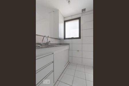 Cozinha de apartamento para alugar com 1 quarto, 65m² em Aclimação, São Paulo