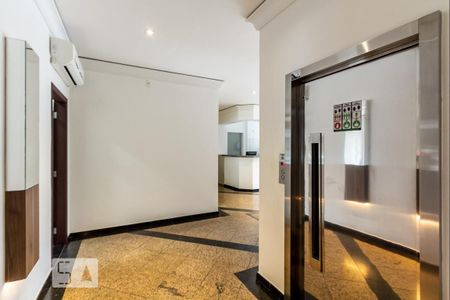 Apartamento para alugar com 53m², 1 quarto e 1 vagaHall