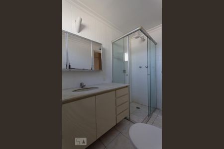 Apartamento para alugar com 96m², 3 quartos e 1 vaga Apartamento para alugar com 96m², 3 quartos e 1 vagaBanheiro da Suíte