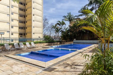Apartamento para alugar com 96m², 3 quartos e 1 vaga Apartamento para alugar com 96m², 3 quartos e 1 vagaÁrea Comum