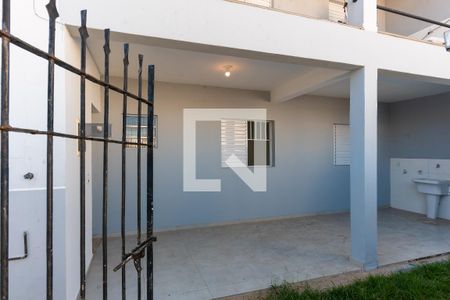 Fachada de casa para alugar com 2 quartos, 55m² em Fundação da Casa Popular, Campinas