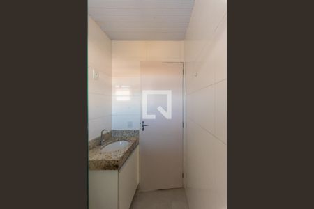 Casa para alugar com 55m², 2 quartos e 1 vaga Casa para alugar com 55m², 2 quartos e 1 vagaBanheiro