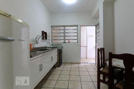 Casa para alugar com 60m², 1 quarto e sem vaga Casa para alugar com 60m², 1 quarto e sem vagaCozinha