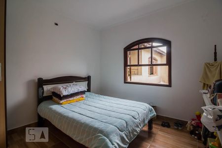 Casa à venda com 430m², 5 quartos e 5 vagas Casa à venda com 430m², 5 quartos e 5 vagasQuarto 2