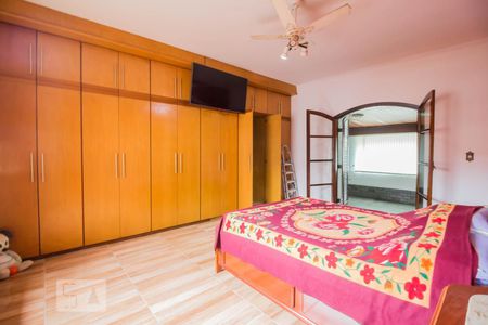 Banheiro da Suíte de casa à venda com 5 quartos, 430m² em Jardim Santa Clara, Guarulhos