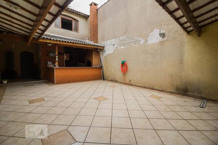 Casa à venda com 430m², 5 quartos e 5 vagas Casa à venda com 430m², 5 quartos e 5 vagasQuintal