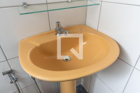 Casa para alugar com 430m², 6 quartos e 4 vagasBanheiro Social 1