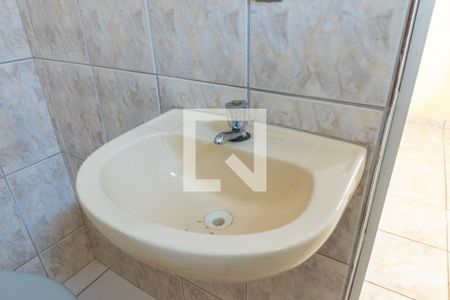 Casa para alugar com 430m², 6 quartos e 4 vagasBanheiro de Serviço