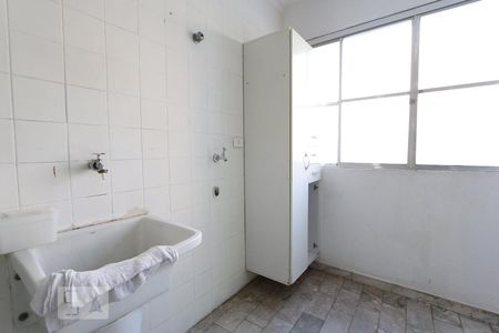 Apartamento à venda com 70m², 3 quartos e 1 vagaarea de serviço