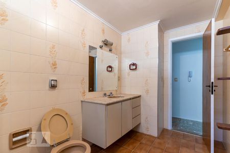 Apartamento para alugar com 250m², 3 quartos e 2 vagas Apartamento para alugar com 250m², 3 quartos e 2 vagasBanheiro