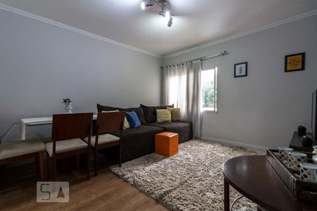 Sala  de apartamento para alugar com 3 quartos, 68m² em Vila Antonieta, São Paulo