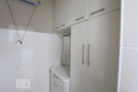 Apartamento à venda com 73m², 2 quartos e 2 vagasarmarios
