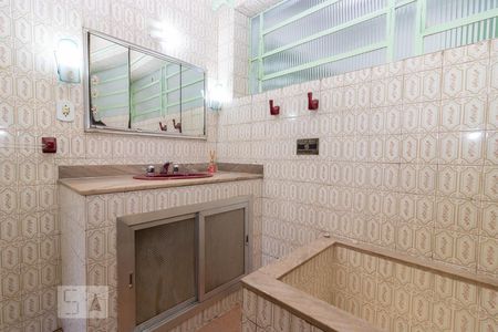 Casa para alugar com 150m², 2 quartos e 1 vagaBanheiro da suíte