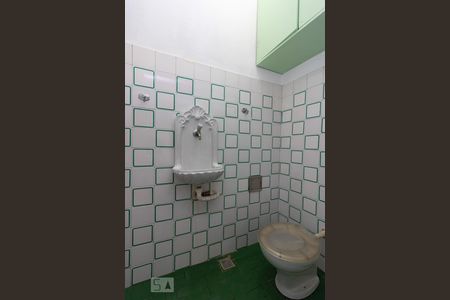 Casa para alugar com 150m², 2 quartos e 1 vagaLavabo