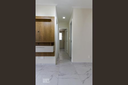 Corredor dos Quartos e Banheiro  de apartamento para alugar com 2 quartos, 46m² em Vila Formosa, São Paulo