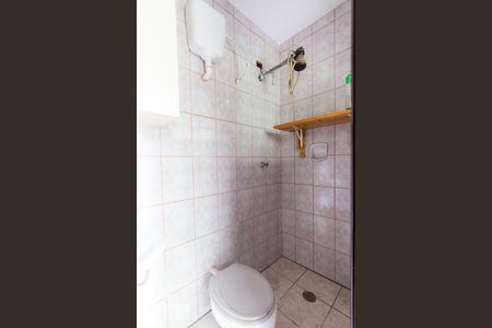 Casa à venda com 180m², 3 quartos e 2 vagasBanheiro de Serviço