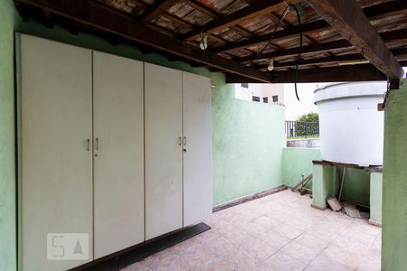 Casa à venda com 180m², 3 quartos e 2 vagasTerraço